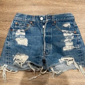 Levi’s 501 distressed shorts